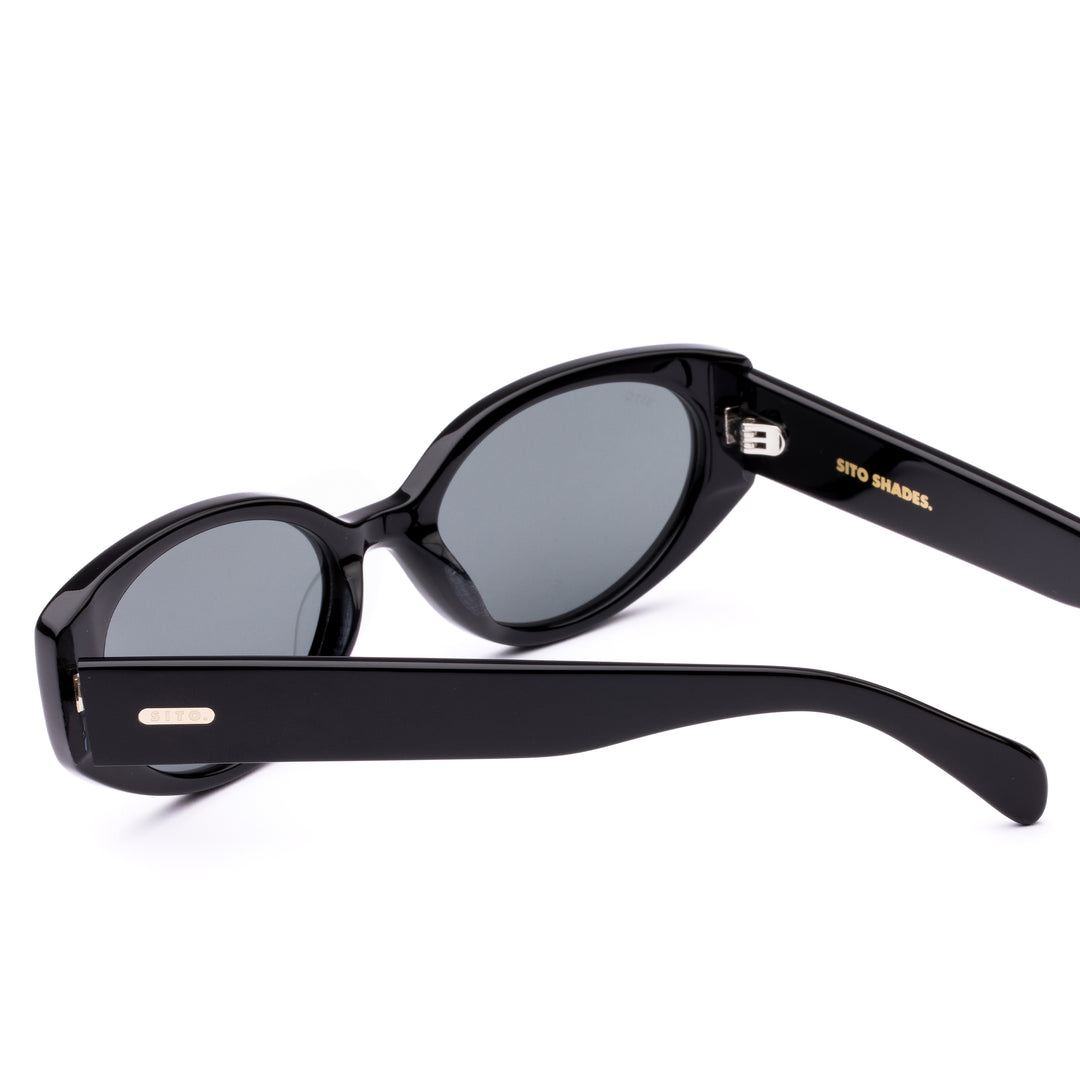 AURA - BLACK POLARISED