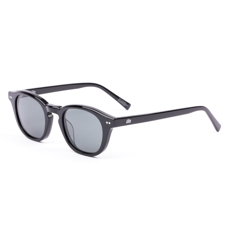 Sito Shades Elio Mens Sunglasses handcrafted from Plant Based acetate in black with polarised lenses - side view